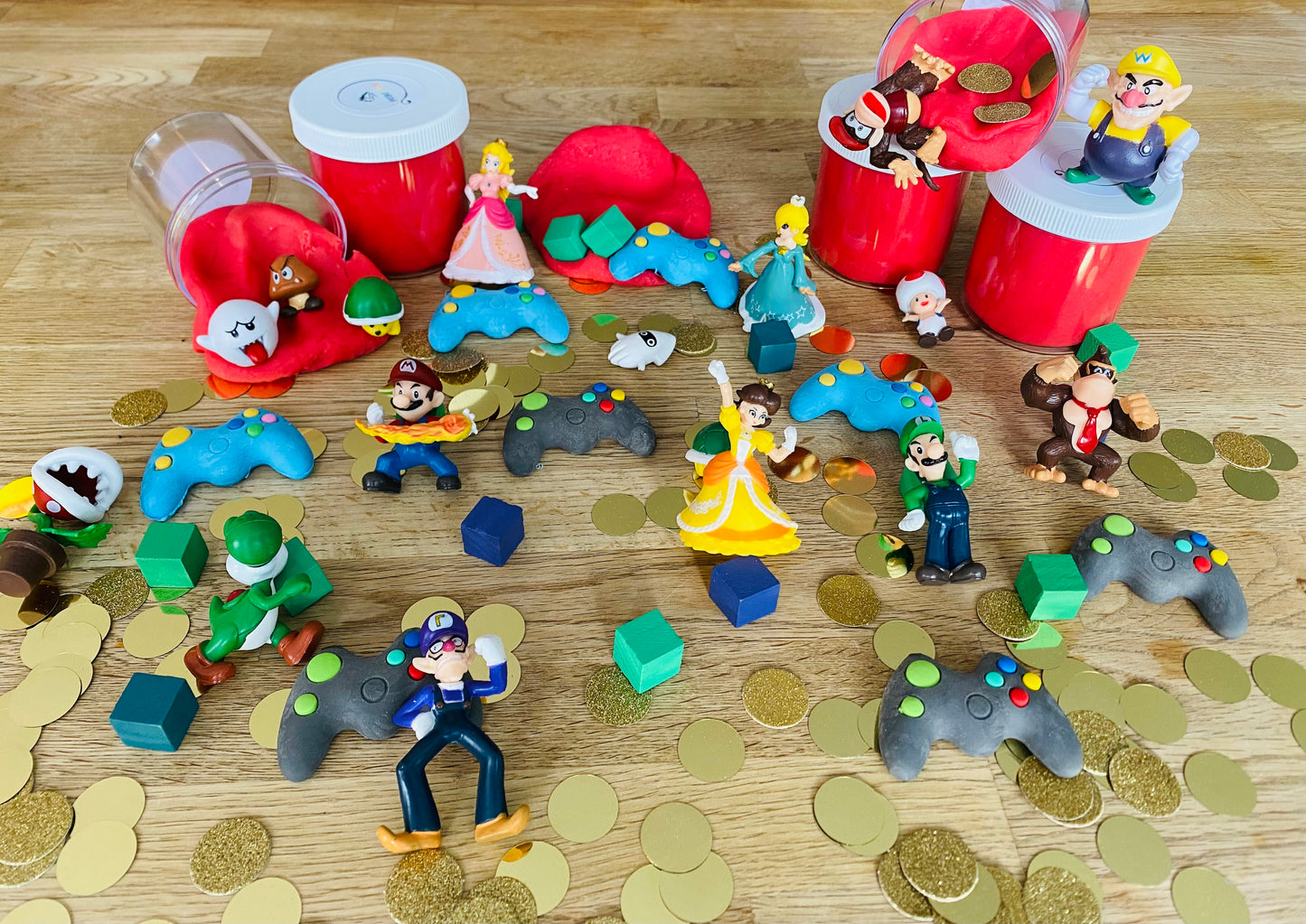 Mario Play-Dough Party Favours