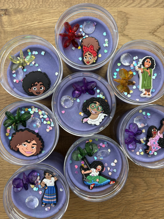 Encanto Party Favours